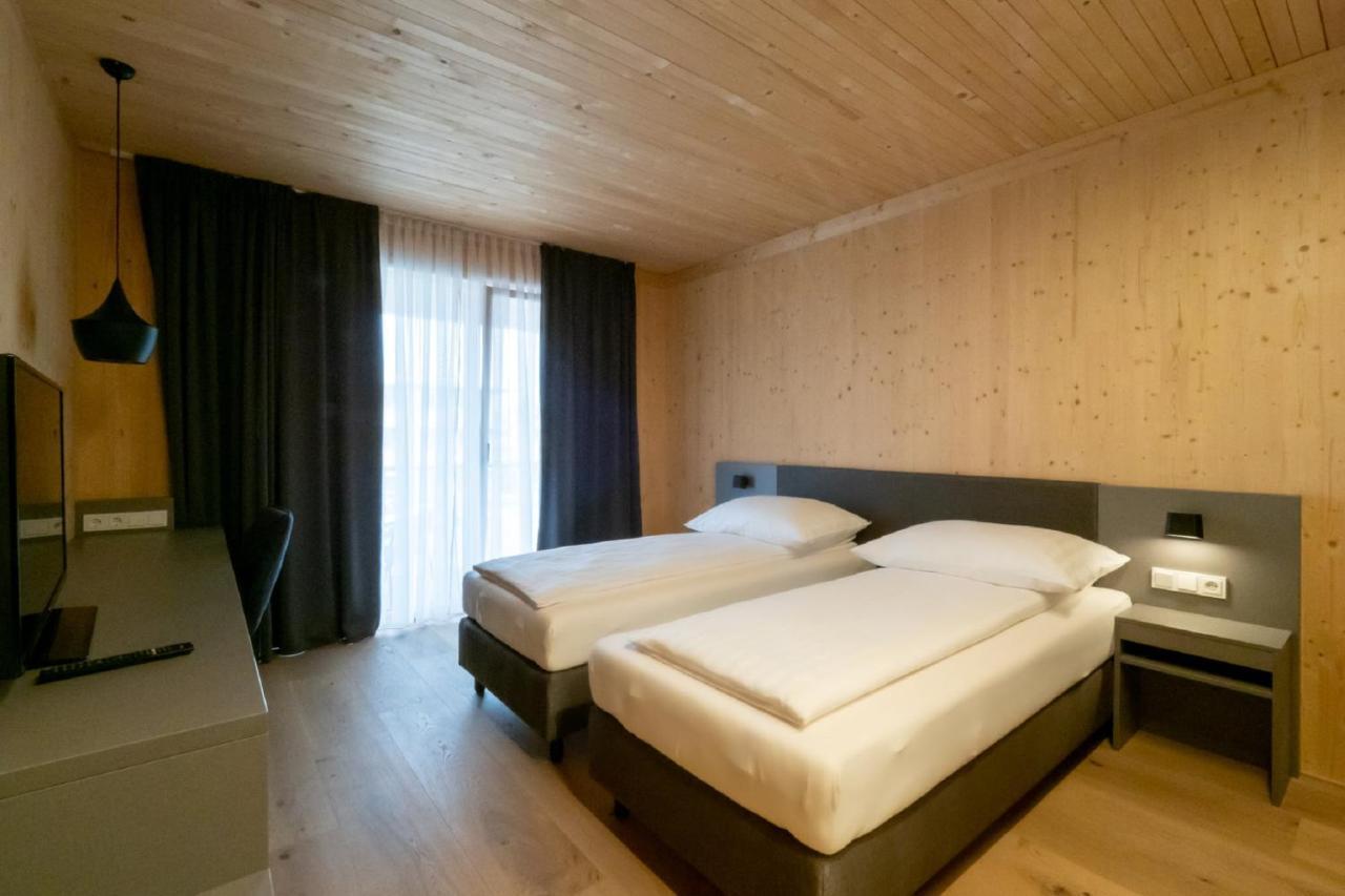 Gaestehaus & Hofladen Familie Oellerer Sitzenberg Ngoại thất bức ảnh